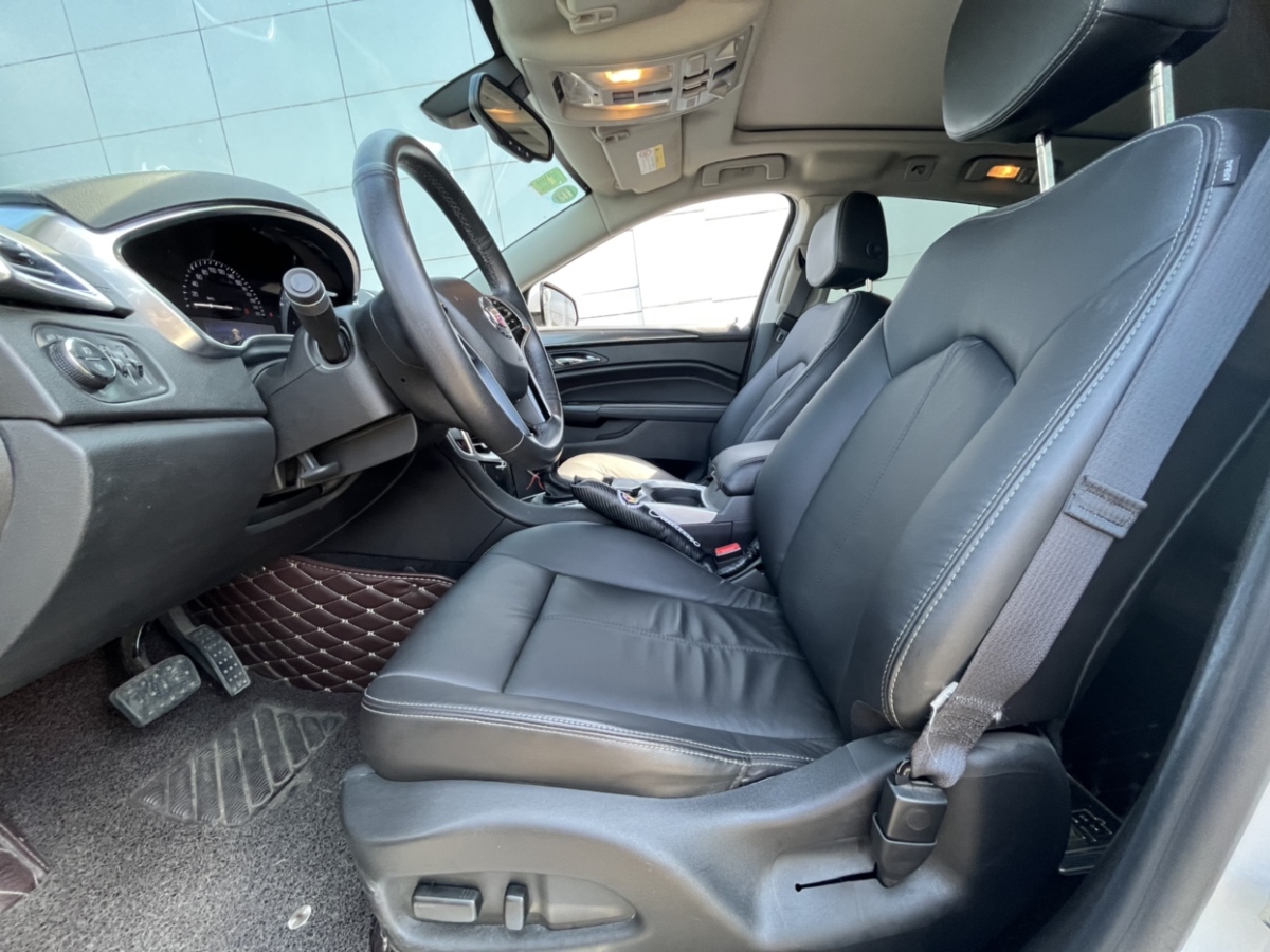 2016年5月凯迪拉克 SRX  2015款 3.0L 舒适型