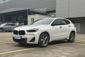 寶馬X2 寶馬 sDrive25i M運(yùn)動曜夜版