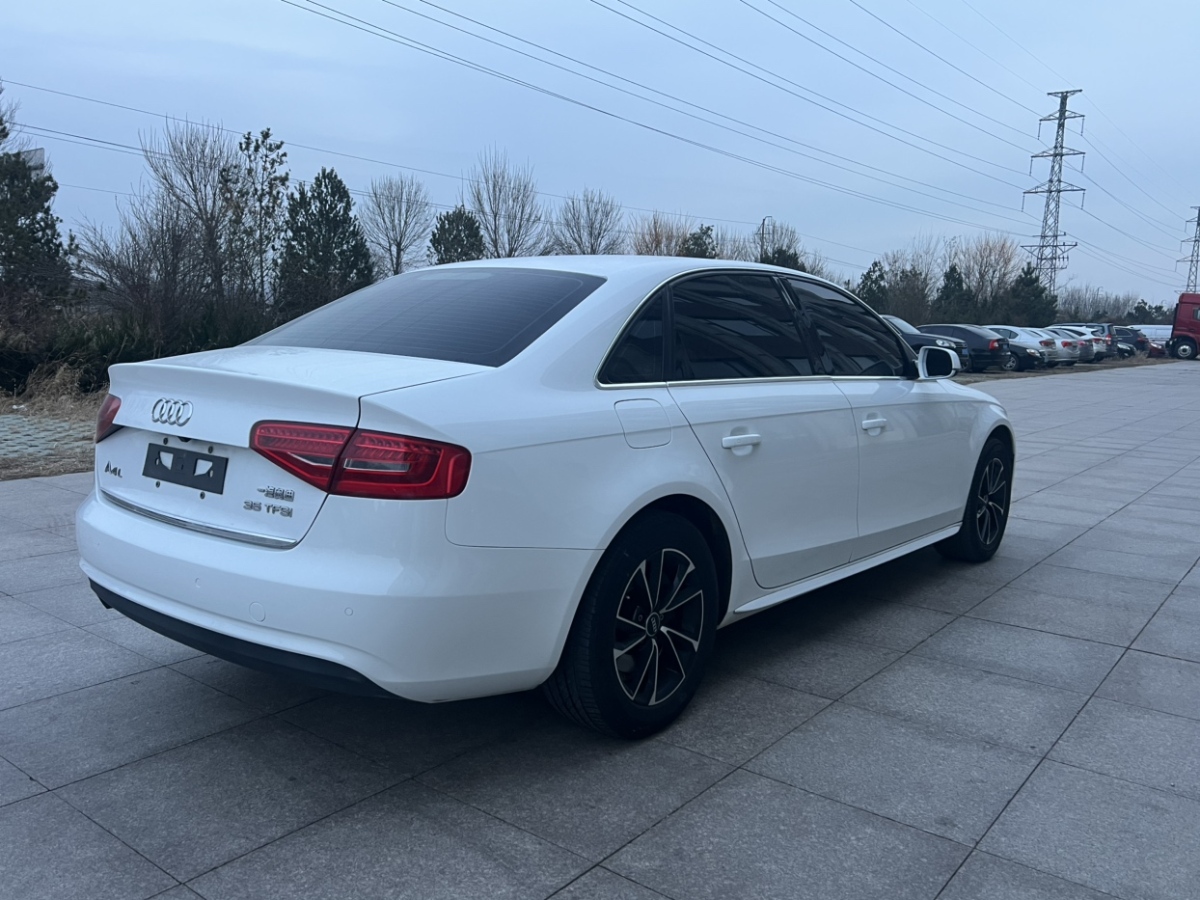 奧迪 奧迪A4L  2013款 35 TFSI 自動舒適型圖片