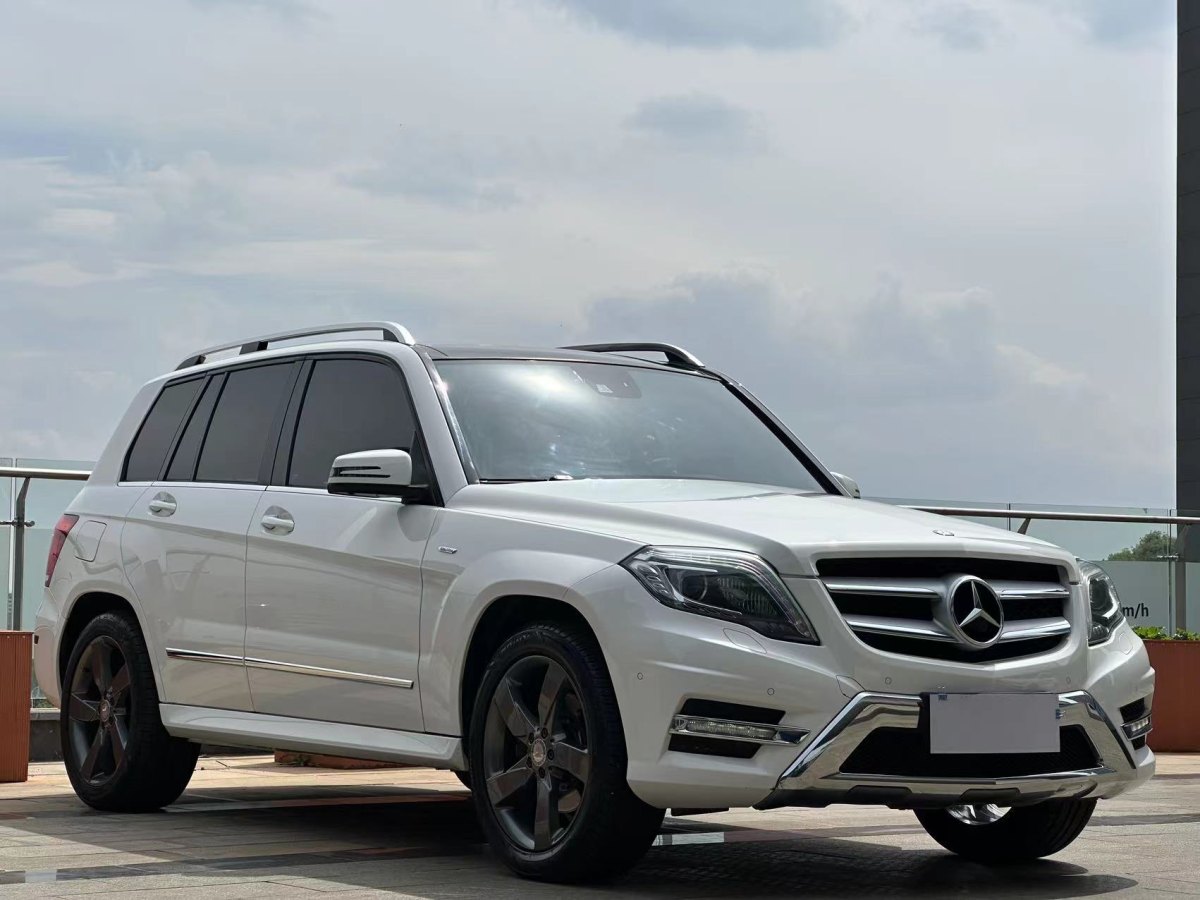 奔馳 奔馳GLK級(jí)  2015款 GLK 260 4MATIC 時(shí)尚型 極致版圖片