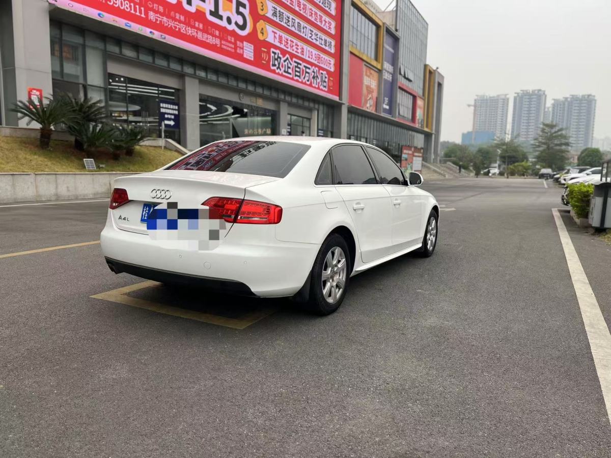 奧迪 奧迪A4L  2012款 2.0 TFSI 自動標(biāo)準(zhǔn)型圖片