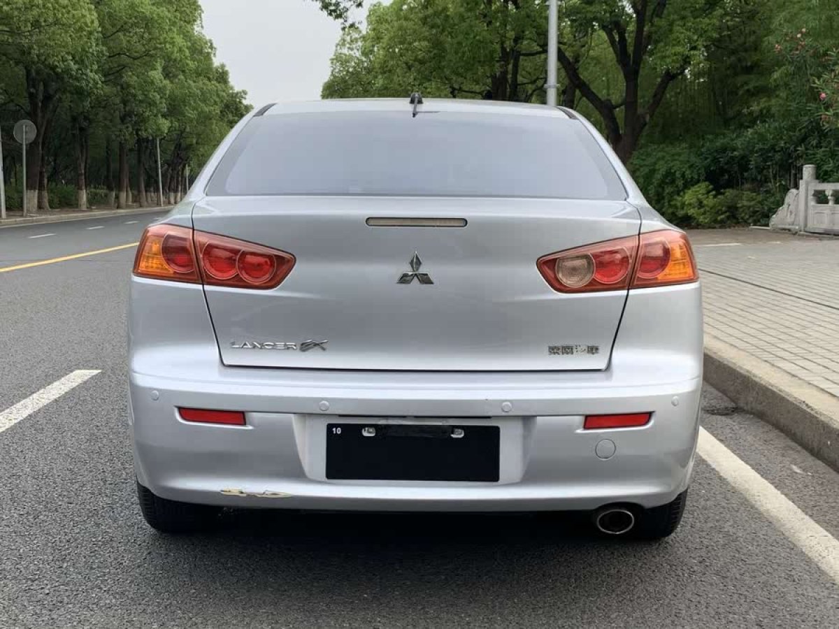 三菱 翼神  2011款 時尚版 1.8L CVT舒適型圖片