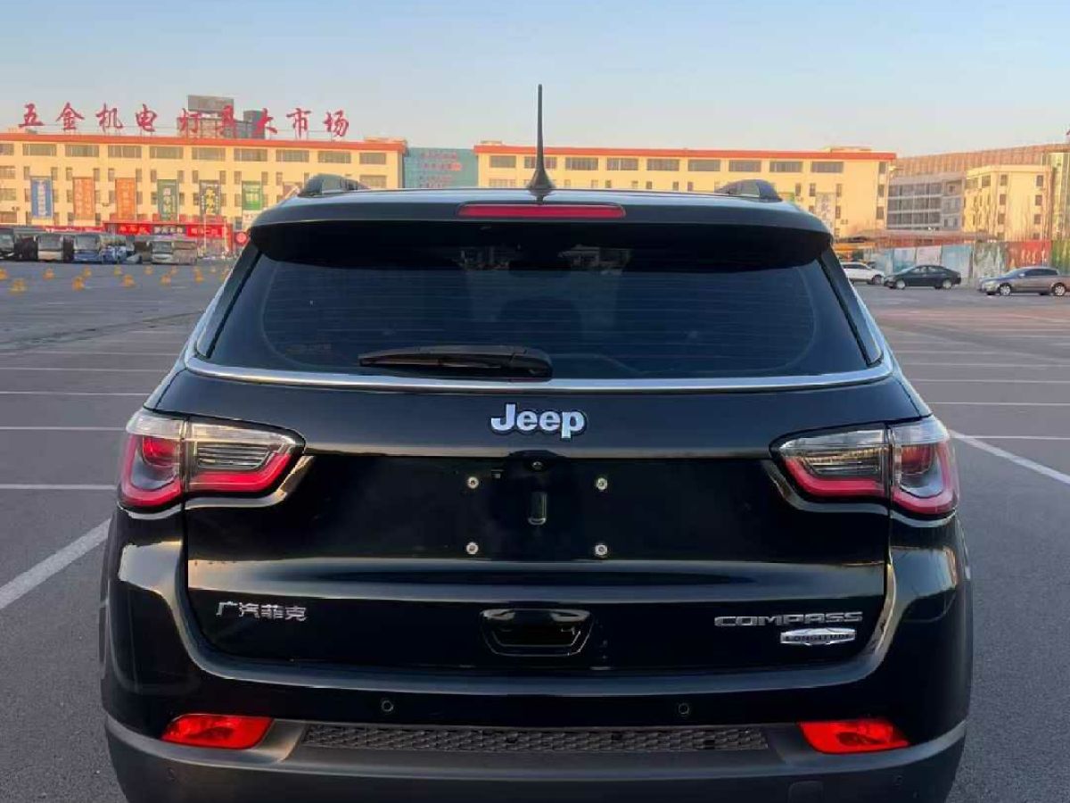 Jeep 指南者  2018款 200T 家享四驅(qū)版圖片