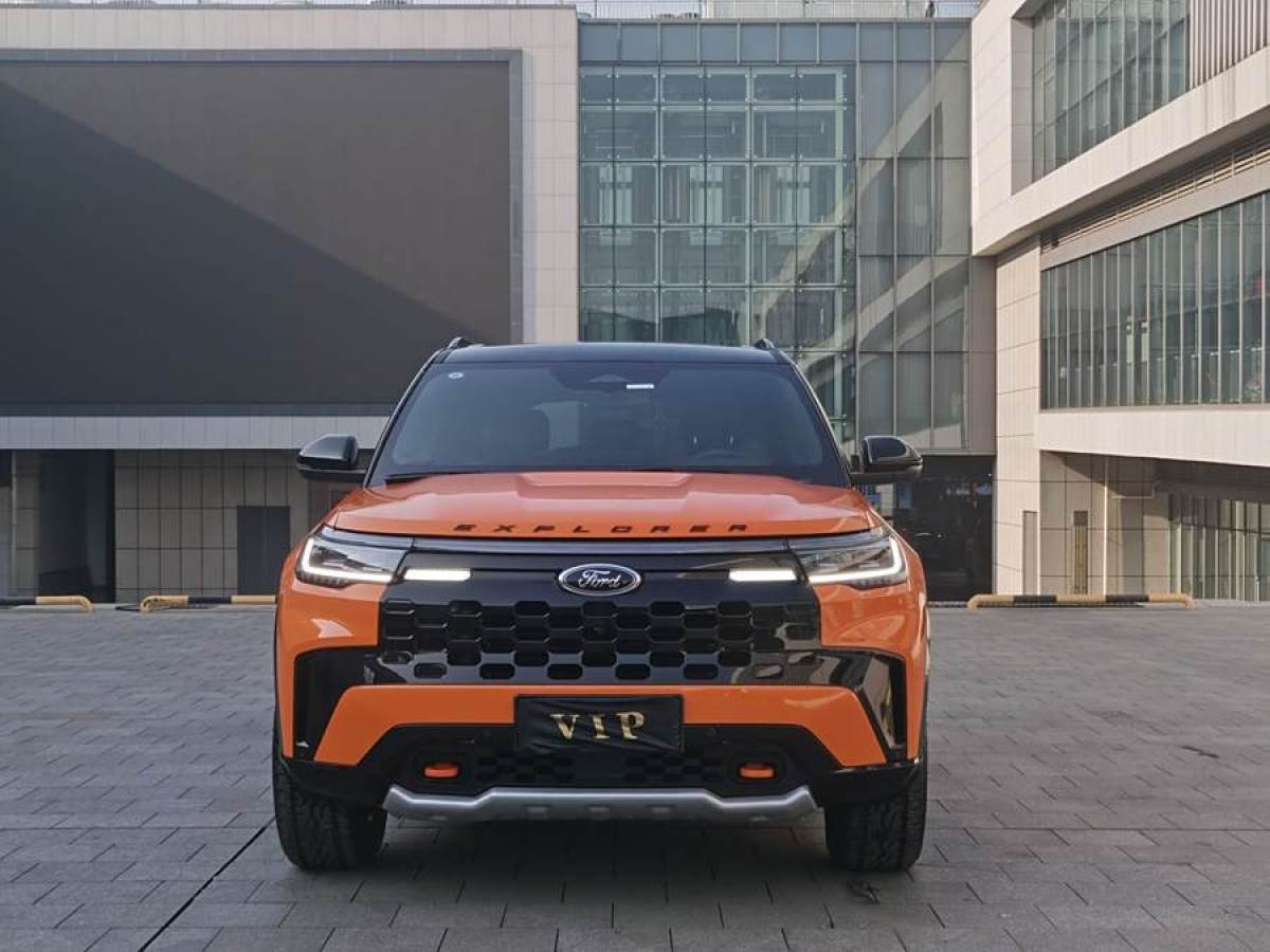 福特 探險(xiǎn)者  2024款 2.3T EcoBoost 昆侖巔峰版 7座圖片