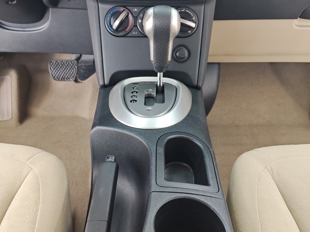 日產(chǎn) 逍客  2012款 2.0XL 火 CVT 2WD圖片