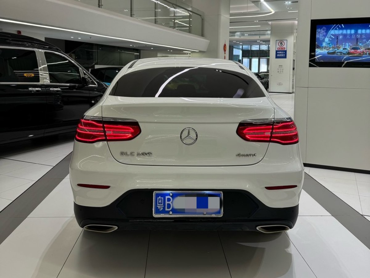 奔馳 奔馳GLC  2022款 改款 GLC 300 4MATIC 轎跑SUV圖片