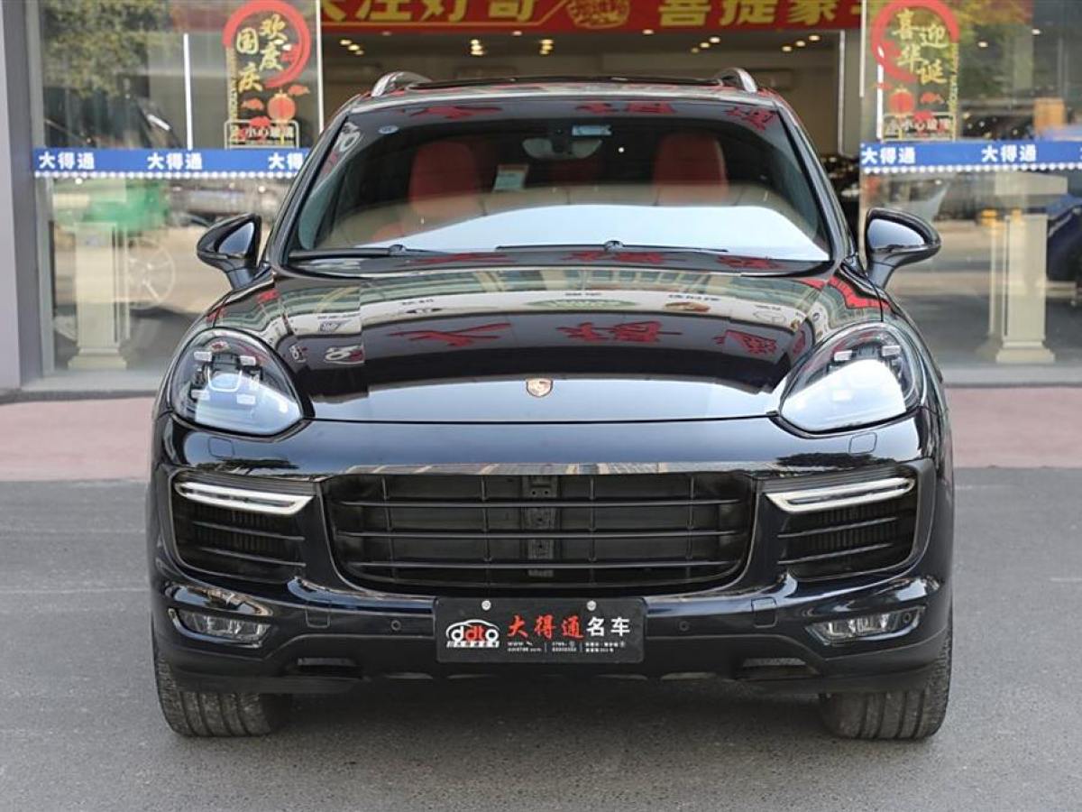 保時(shí)捷 Cayenne  2015款 Cayenne Turbo 4.8T圖片