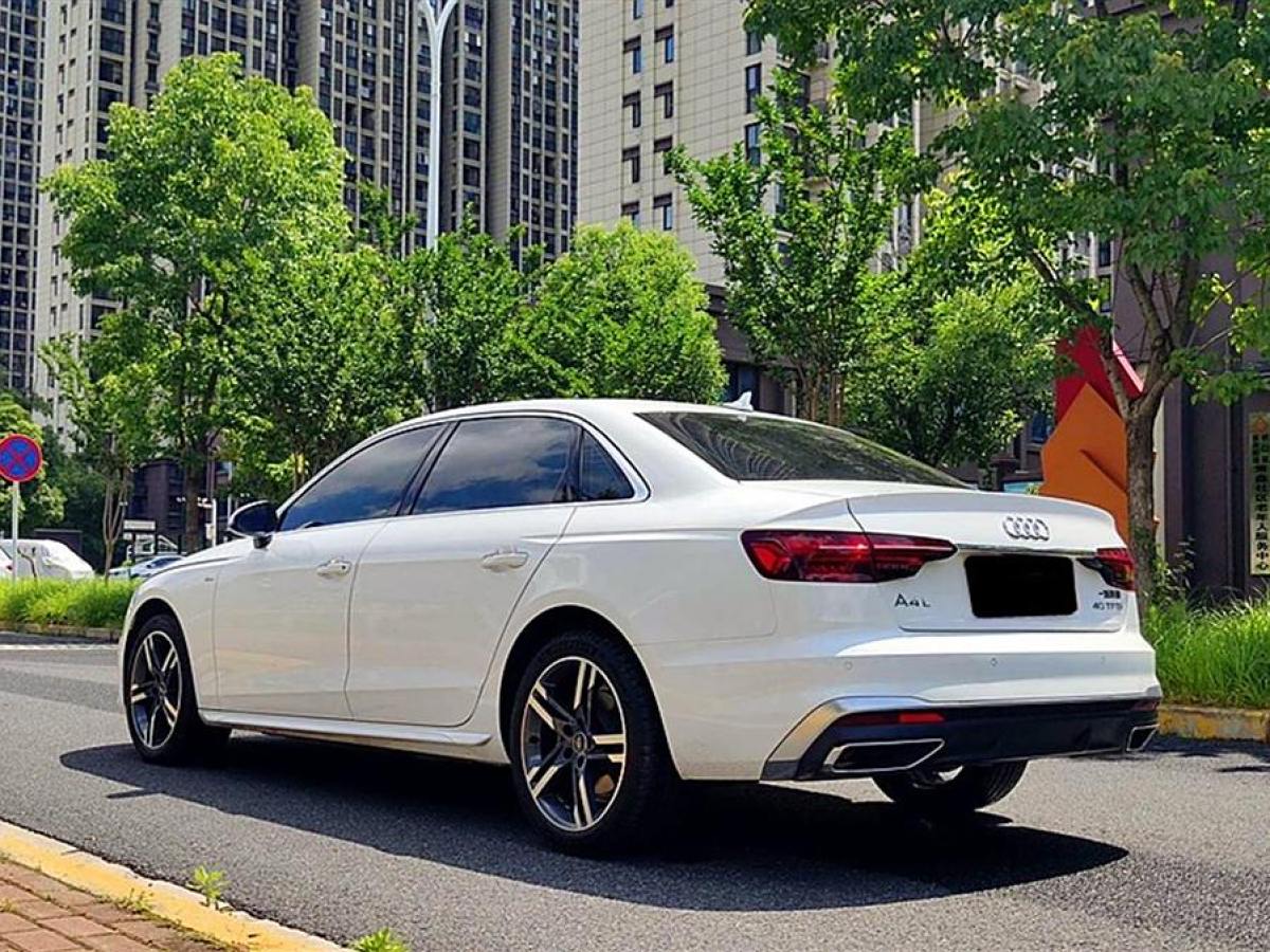 奧迪 奧迪A4L  2022款 40 TFSI 時尚動感型圖片