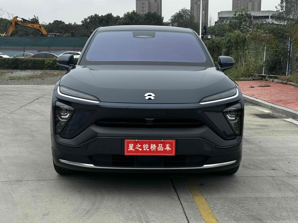 蔚來(lái) 蔚來(lái)EC6  2020款 605KM 運(yùn)動(dòng)版圖片