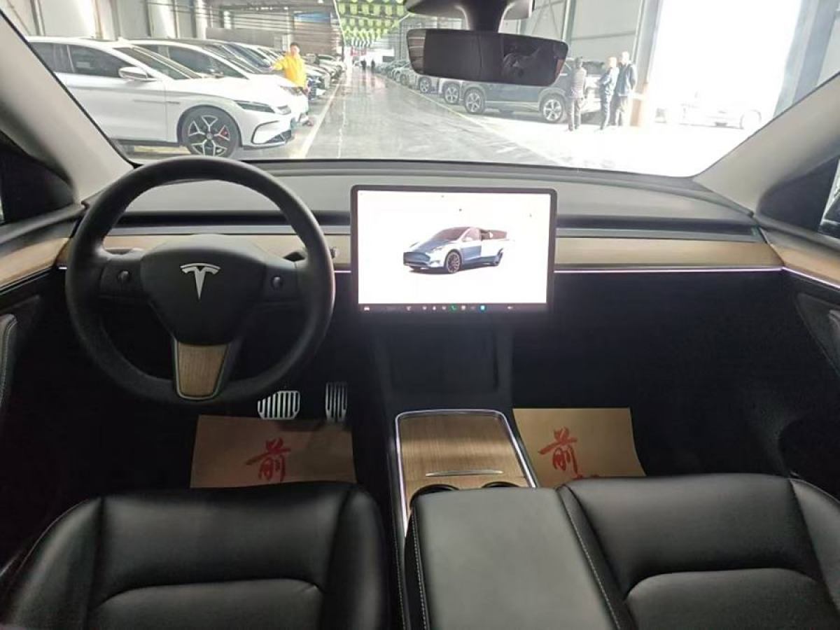 特斯拉 Model 3  2022款 后輪驅(qū)動(dòng)版圖片