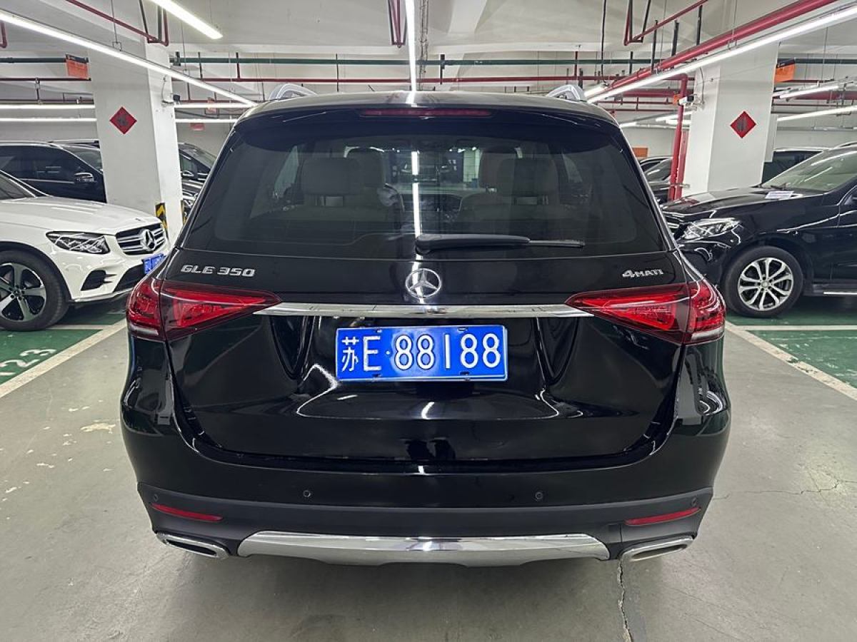 奔馳 奔馳GLE  2020款 改款 GLE 350 4MATIC 時(shí)尚型圖片