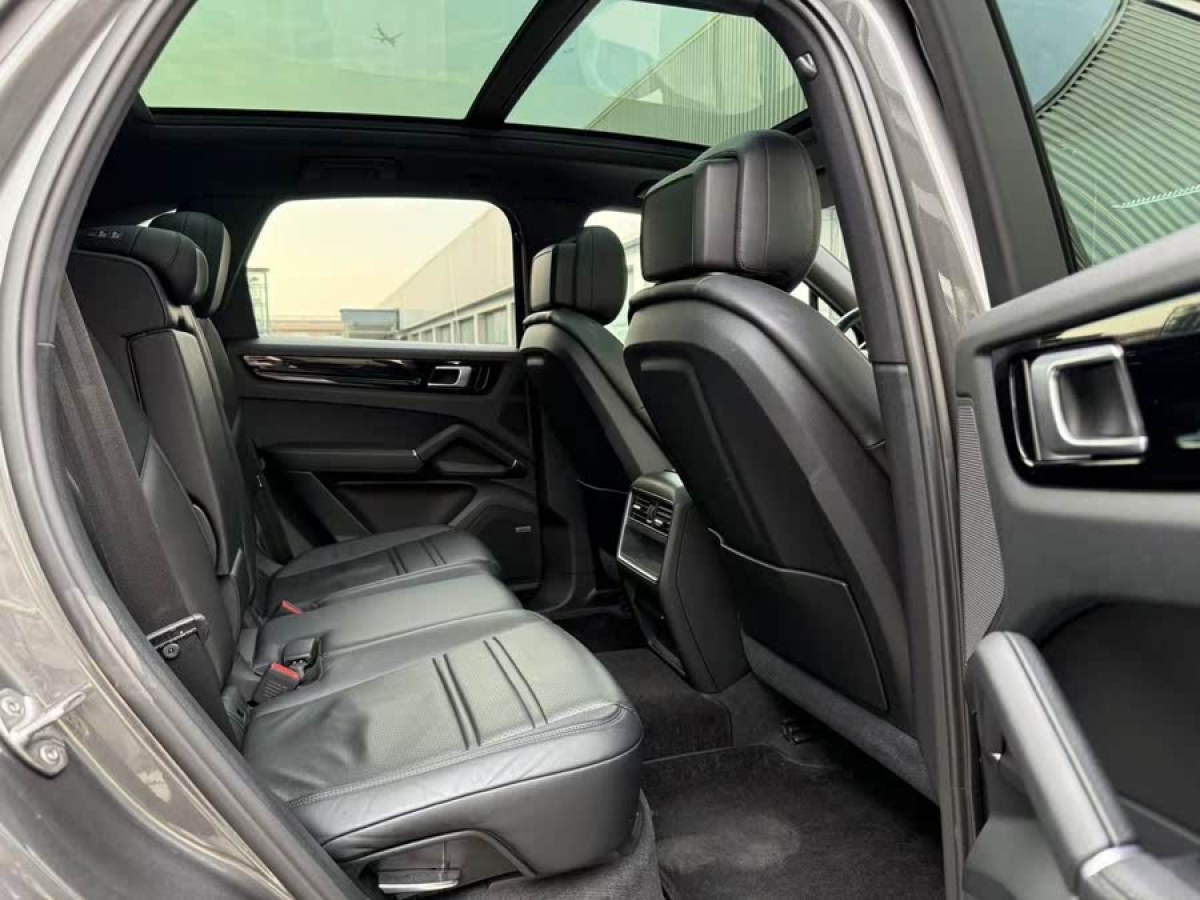 保時(shí)捷 Cayenne  2019款 Cayenne 3.0T圖片
