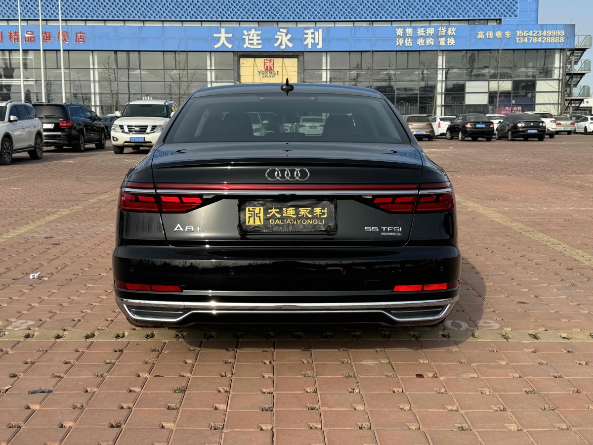 2022年6月奧迪 奧迪A8  2022款 A8L 55 TFSI quattro 豪華型典藏版