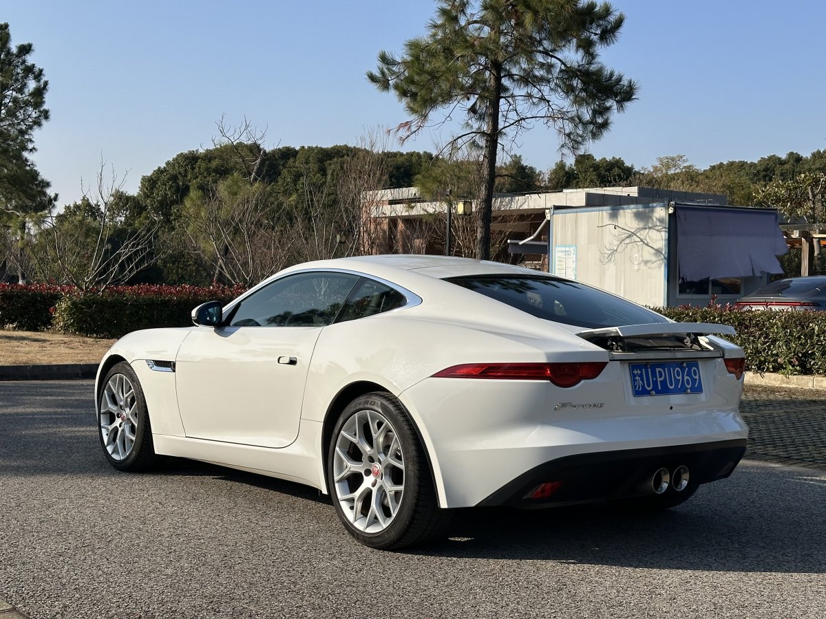 捷豹 F-TYPE  2015款 3.0T 硬頂版圖片