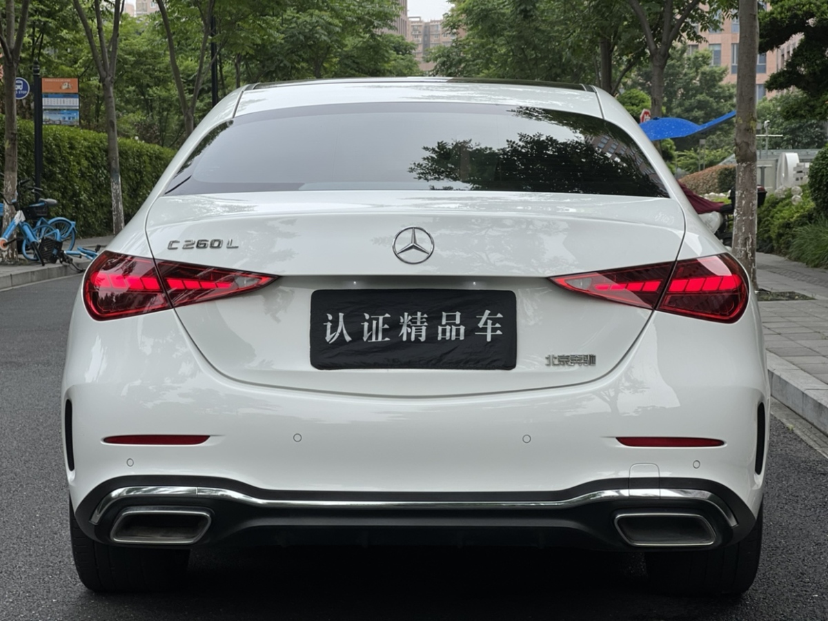 2022年6月奔馳 奔馳C級  2022款 C 260 L 運(yùn)動(dòng)版