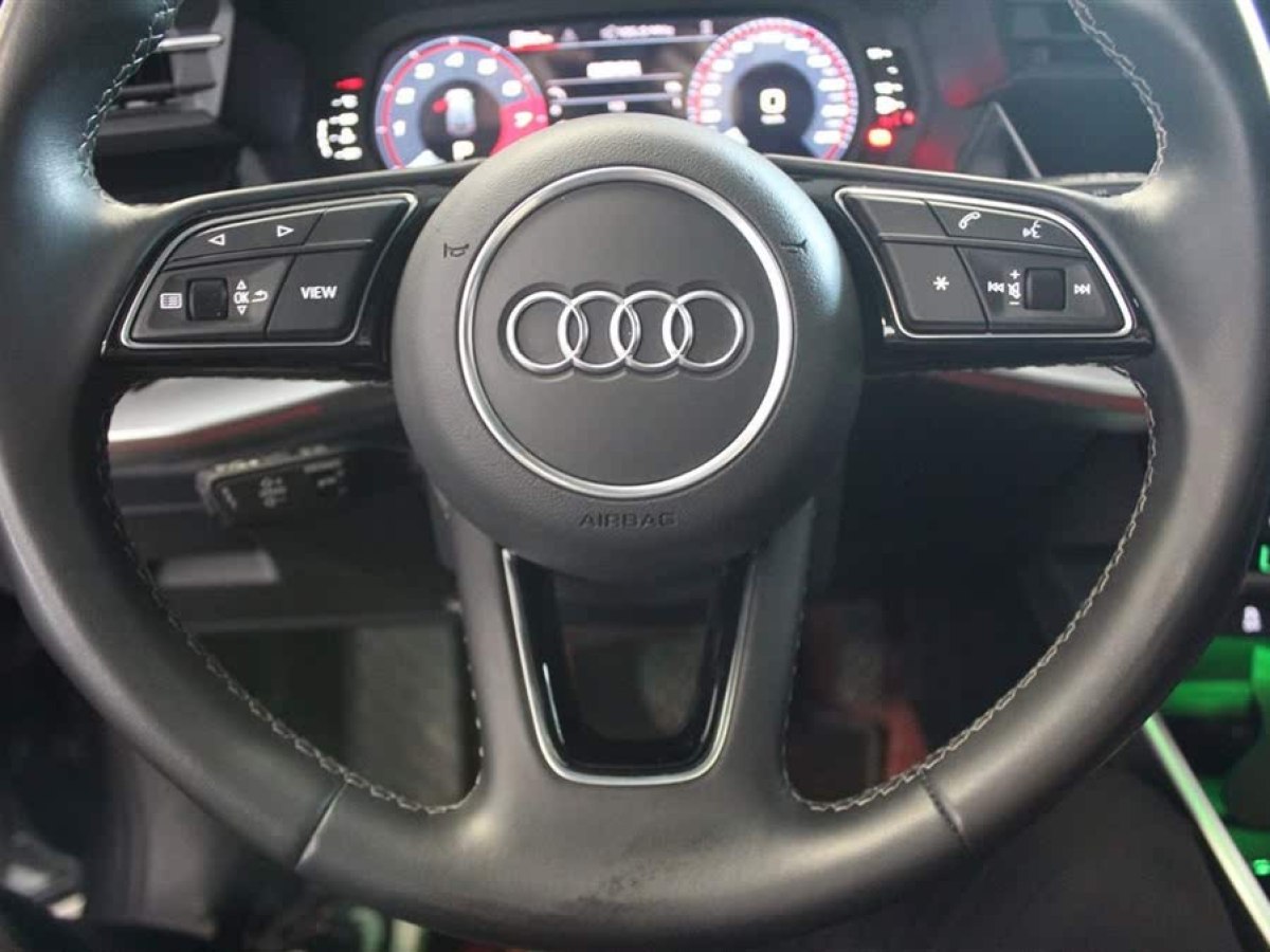 奧迪 奧迪A3  2023款 改款 Sportback 35 TFSI 時(shí)尚運(yùn)動(dòng)型圖片