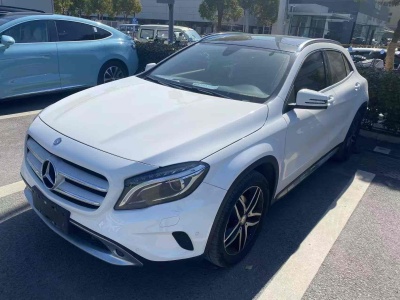 2016年6月 奔馳 奔馳GLA GLA 220 4MATIC 時(shí)尚型圖片