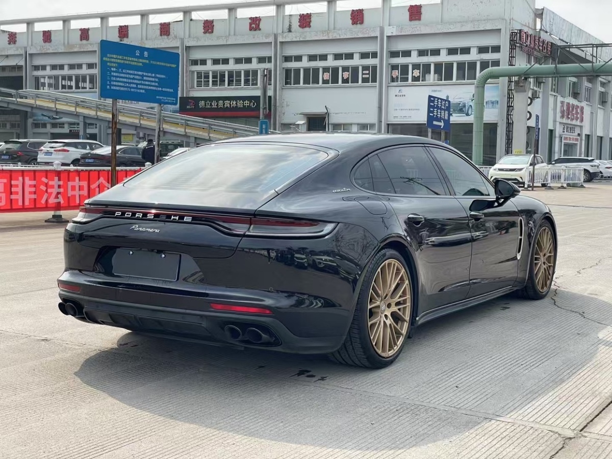 保時(shí)捷 Panamera  2021款 Panamera 行政加長版 2.9T圖片