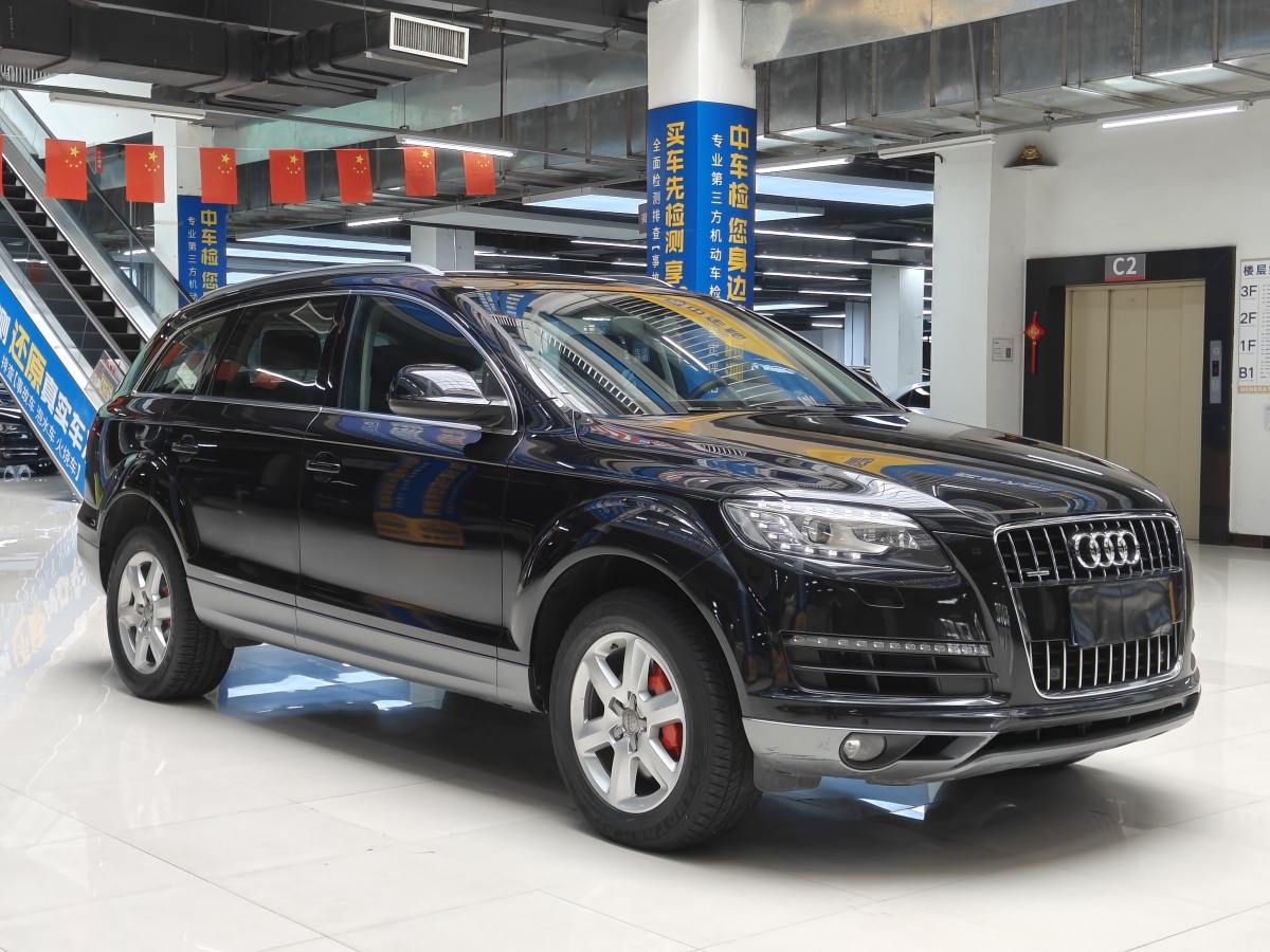 奧迪 奧迪Q7  2015款 35 TFSI 進(jìn)取型圖片