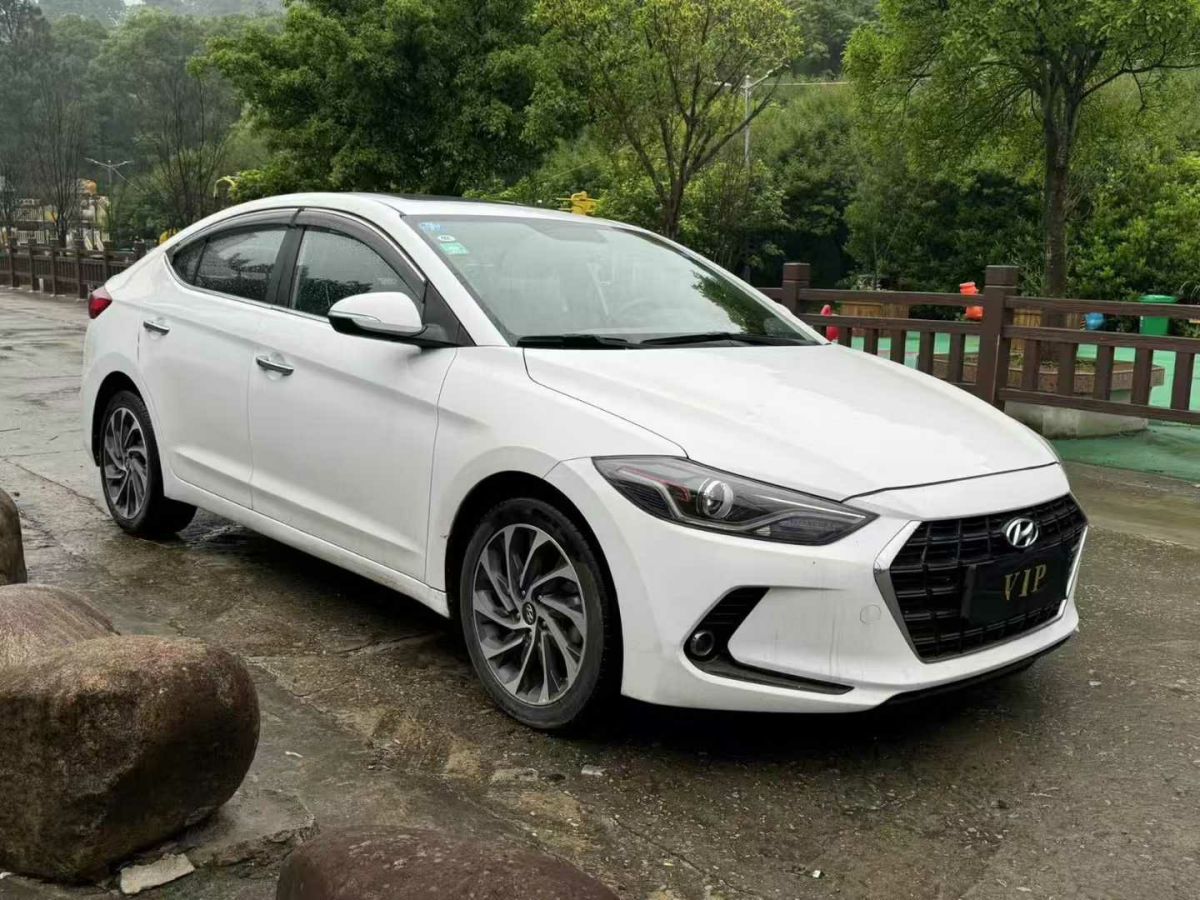 現(xiàn)代 領(lǐng)動(dòng)  2019款 1.4T 雙離合炫動(dòng)?旗艦型圖片