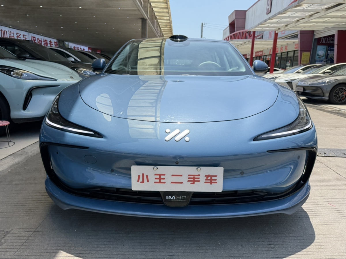 智己 智己L6  2024款 Max 超強性能版圖片
