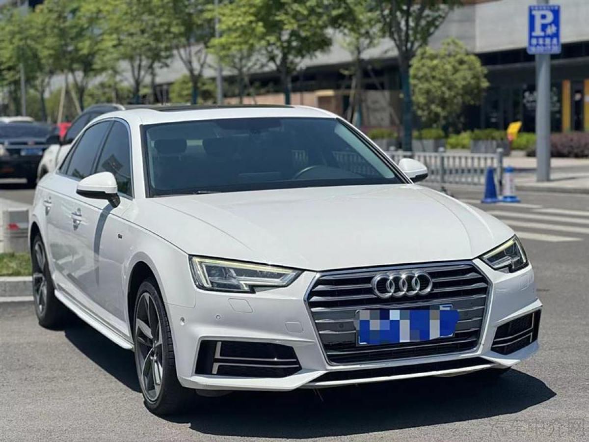 2018年5月奧迪 奧迪A4L  2018款 30周年年型 40 TFSI 進取型