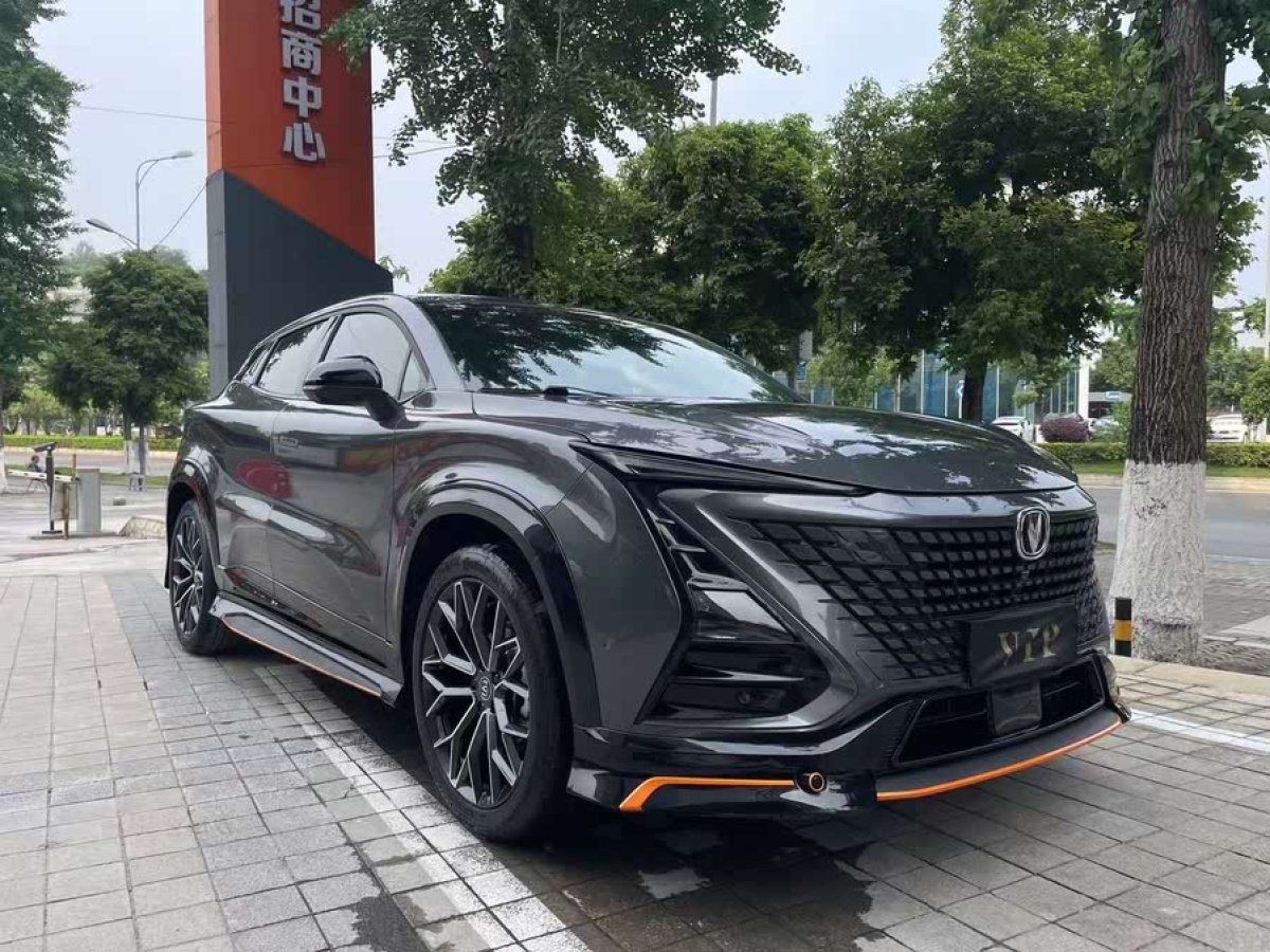 長(zhǎng)安 UNI-T  2023款 第二代 1.5T 尊享型圖片