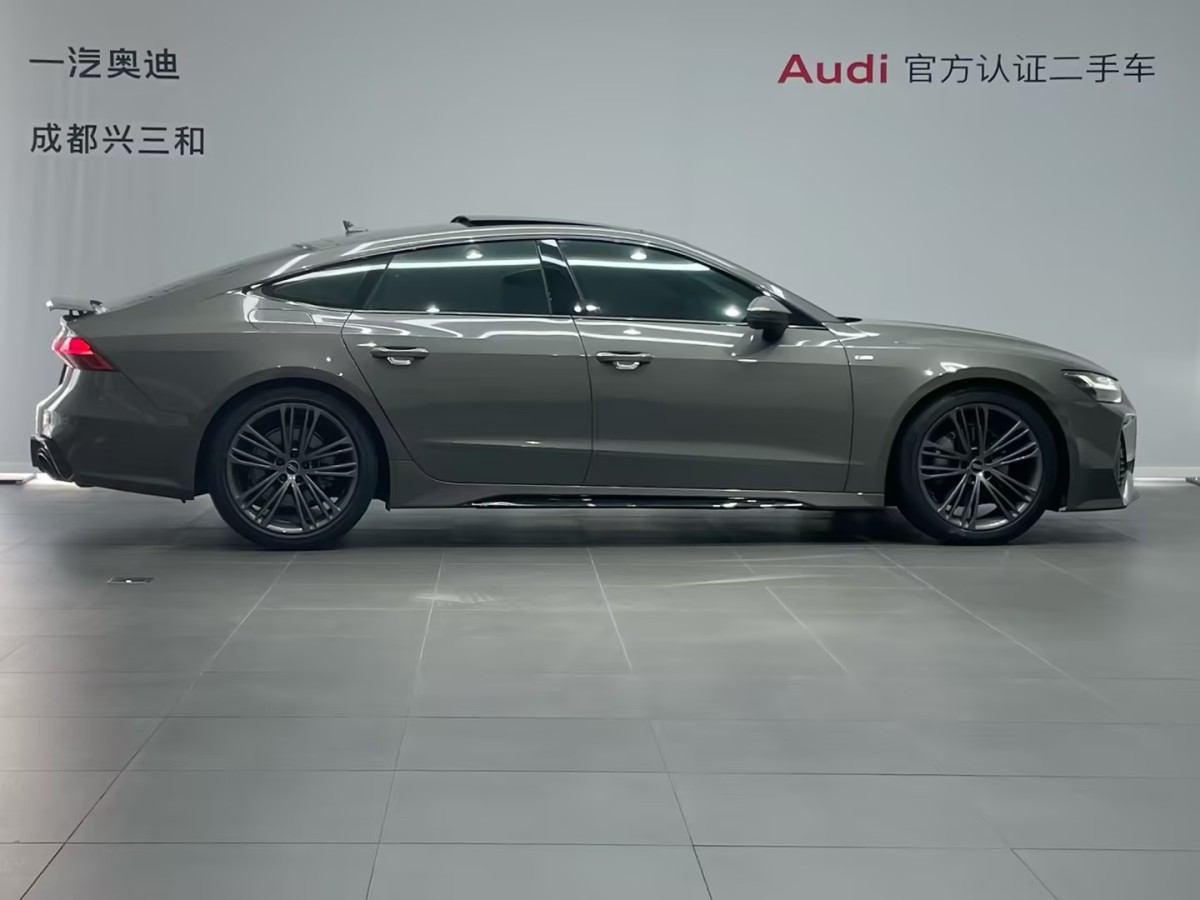 2022年5月奧迪 奧迪A7  2022款 45 TFSI 臻選型