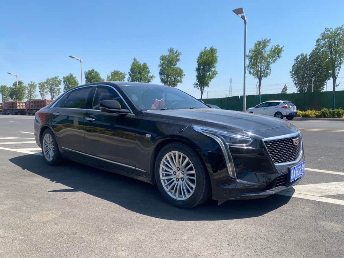 凱迪拉克 CT6  2019款 28T 時(shí)尚型圖片