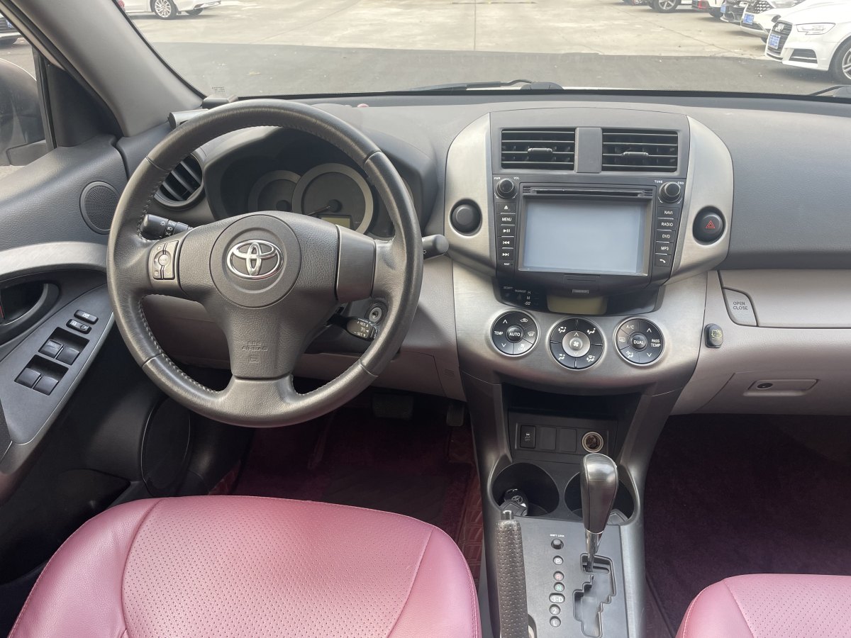 豐田 RAV4榮放  2010款 2.0L 自動豪華升級版圖片