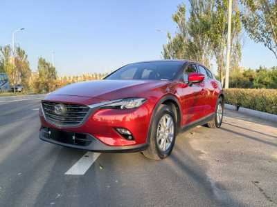 2017年3月 馬自達(dá) CX-4 2.0L 自動兩驅(qū)藍(lán)天品位版圖片