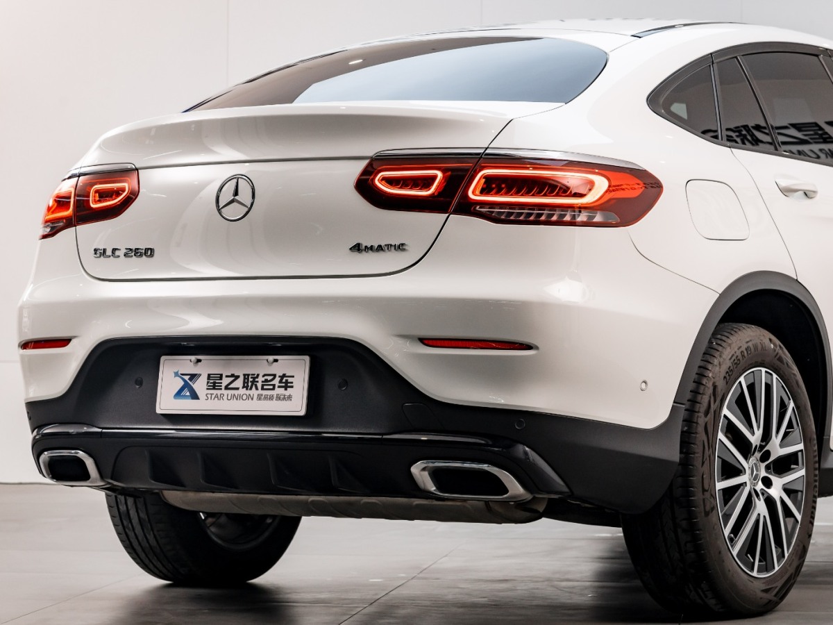 奔馳GLC轎跑 23款 改款 GLC 260 4MATIC 轎跑SUV圖片