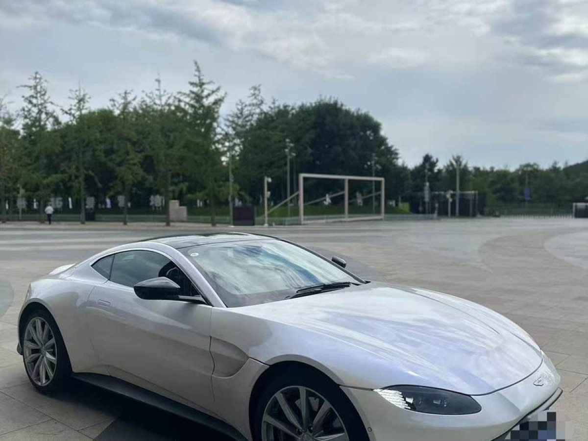 阿斯頓·馬丁 V8 Vantage  2022款 4.0T V8 Coupe圖片