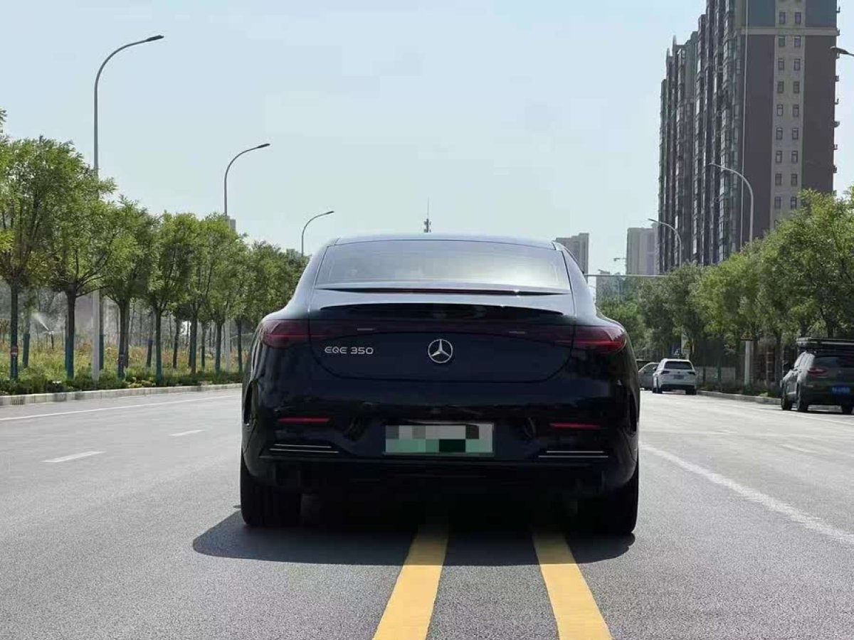 奔馳 奔馳EQE  2022款 350 豪華版圖片