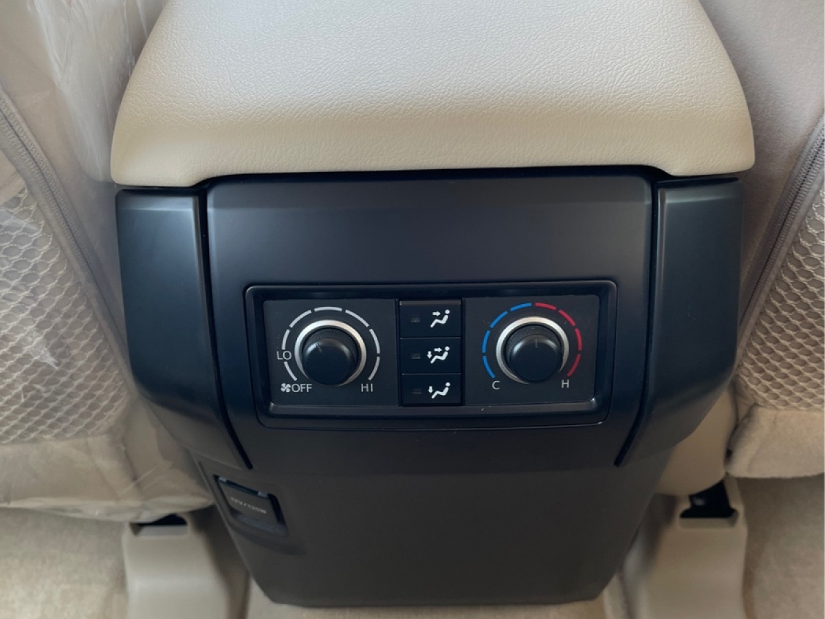 2025年4月豐田 普拉多  2018款 3.5L 自動TX-L后掛備胎