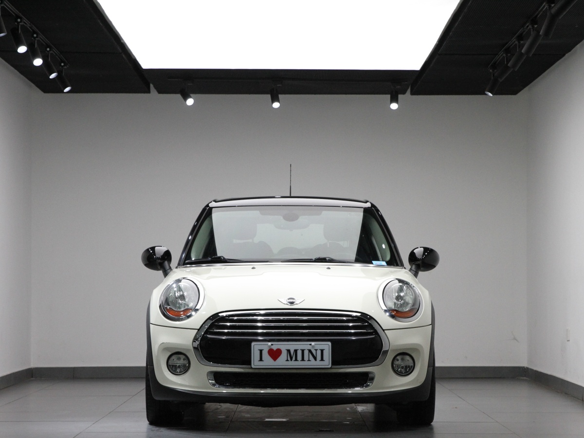 MINI MINI  2015款 1.5T COOPER Fun 五門版圖片