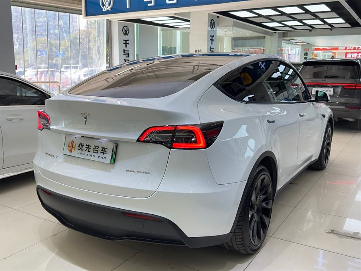 特斯拉 Model Y  2022款 改款 長續(xù)航全輪驅(qū)動版圖片