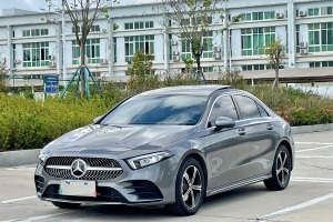 奔馳A級 奔馳 改款 A 200 L 運動轎車時尚型