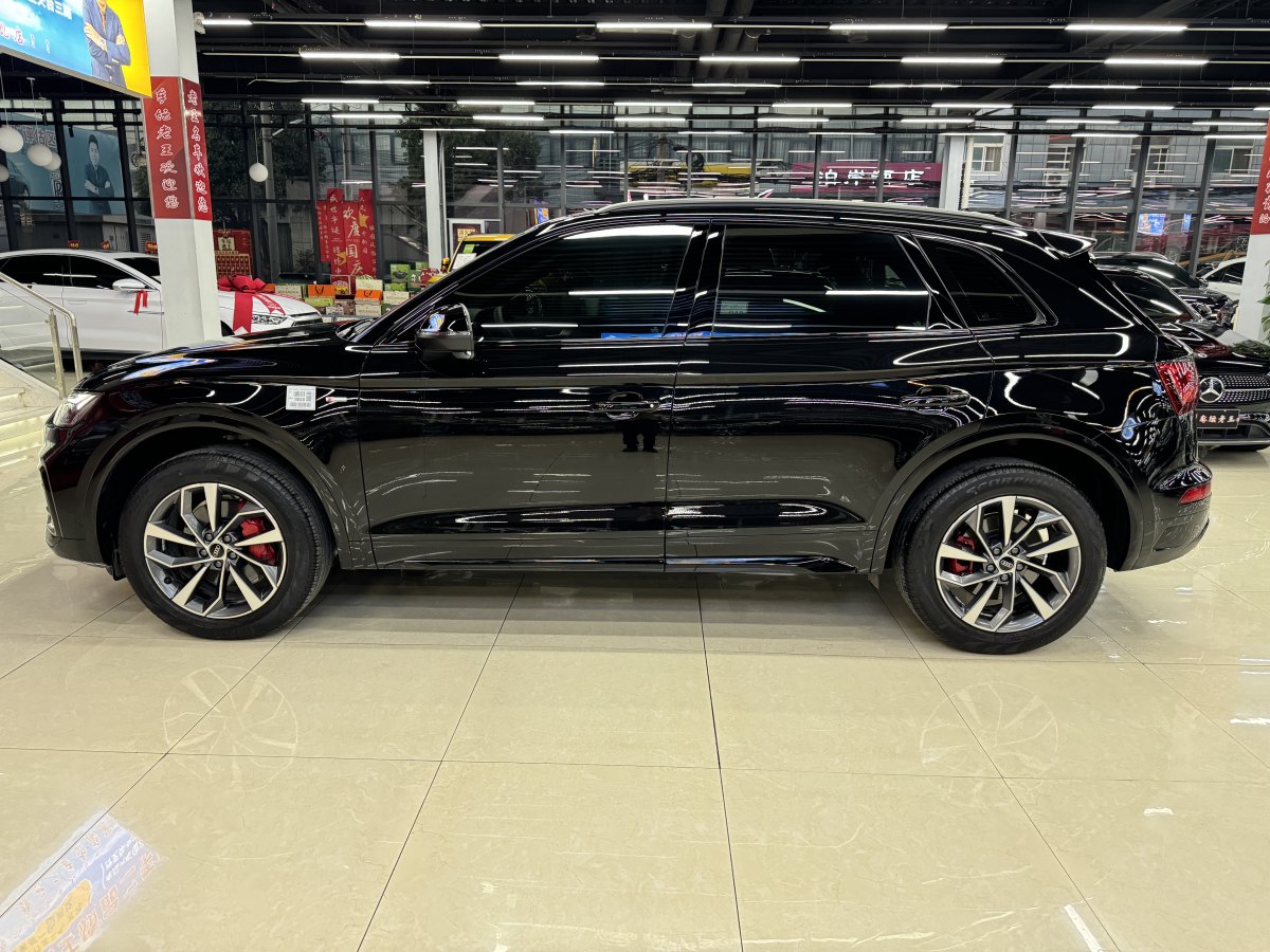 奧迪 奧迪Q5L  2024款 40 TFSI 豪華動感型圖片