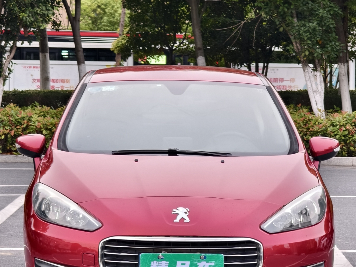 標致 308  2014款 樂享版 經(jīng)典 1.6L 手動風(fēng)尚型圖片