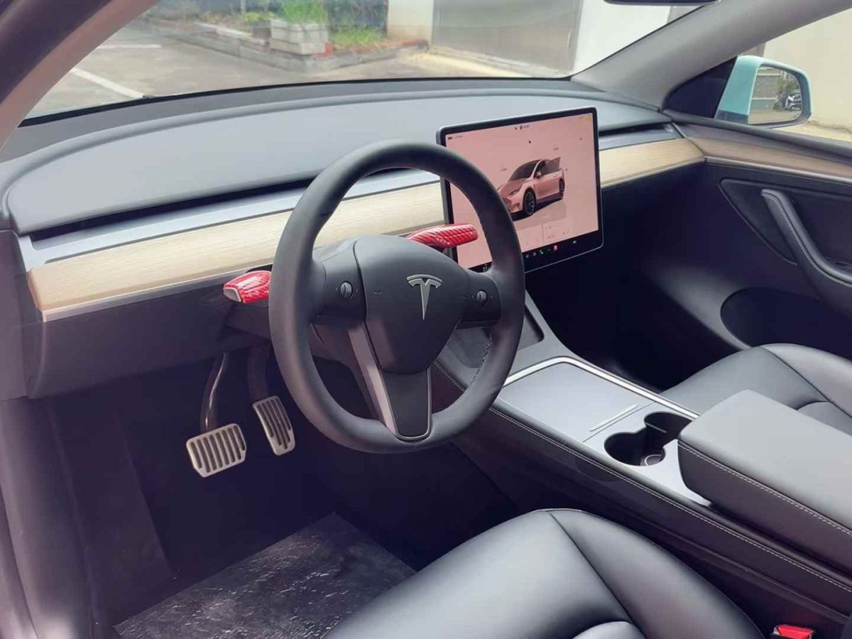 特斯拉 Model S  2023款 三電機全輪驅(qū)動 Plaid版圖片