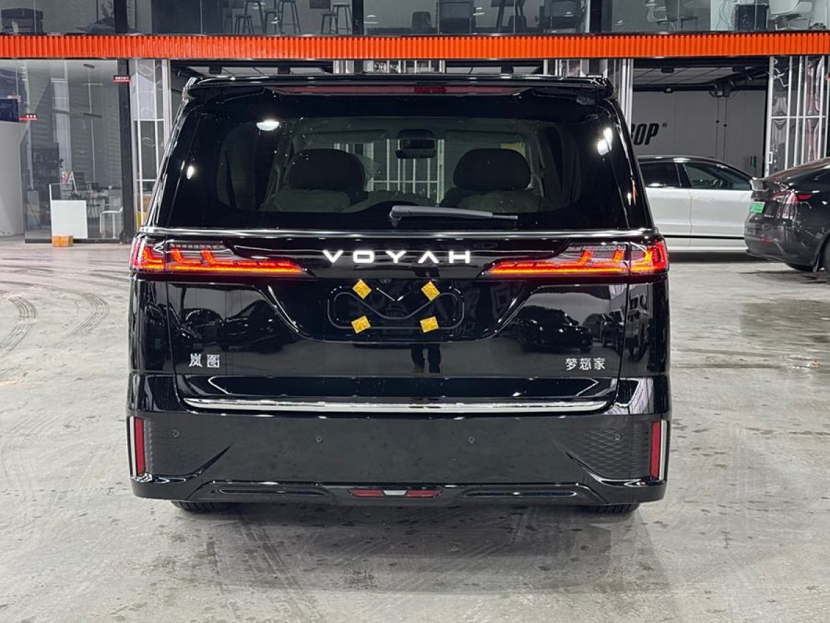 嵐圖 夢想家  2024款 PHEV 超長續(xù)航尊貴版圖片