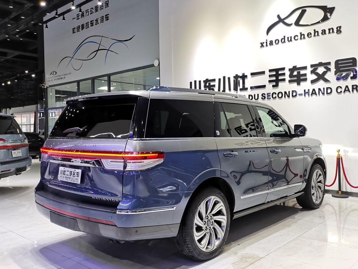 林肯 領(lǐng)航員  2024款 3.5T 藍(lán)銀版圖片