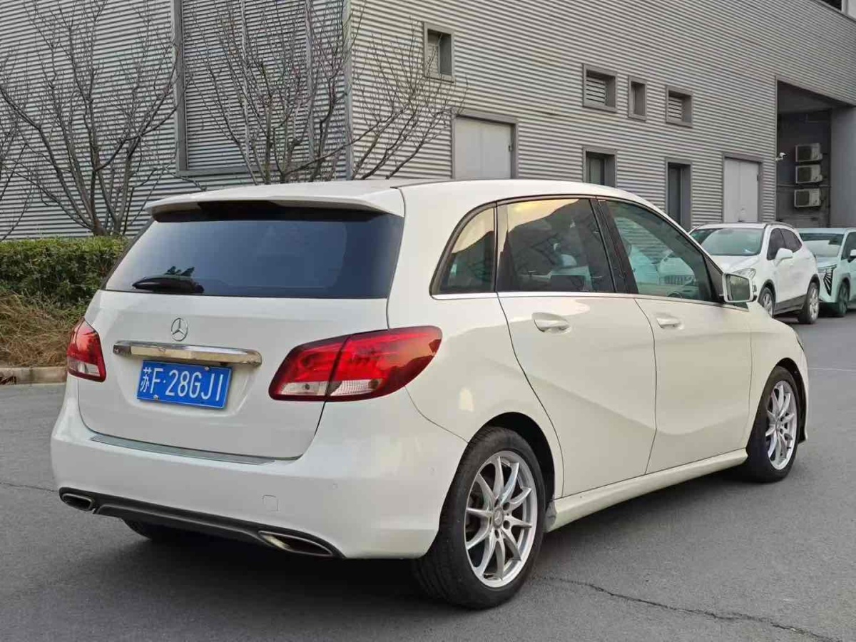 奔馳 奔馳B級  2015款 B 200 動感型圖片