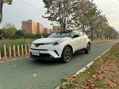 2021年6月 豐田 C-HR 2.0L 領(lǐng)先版圖片