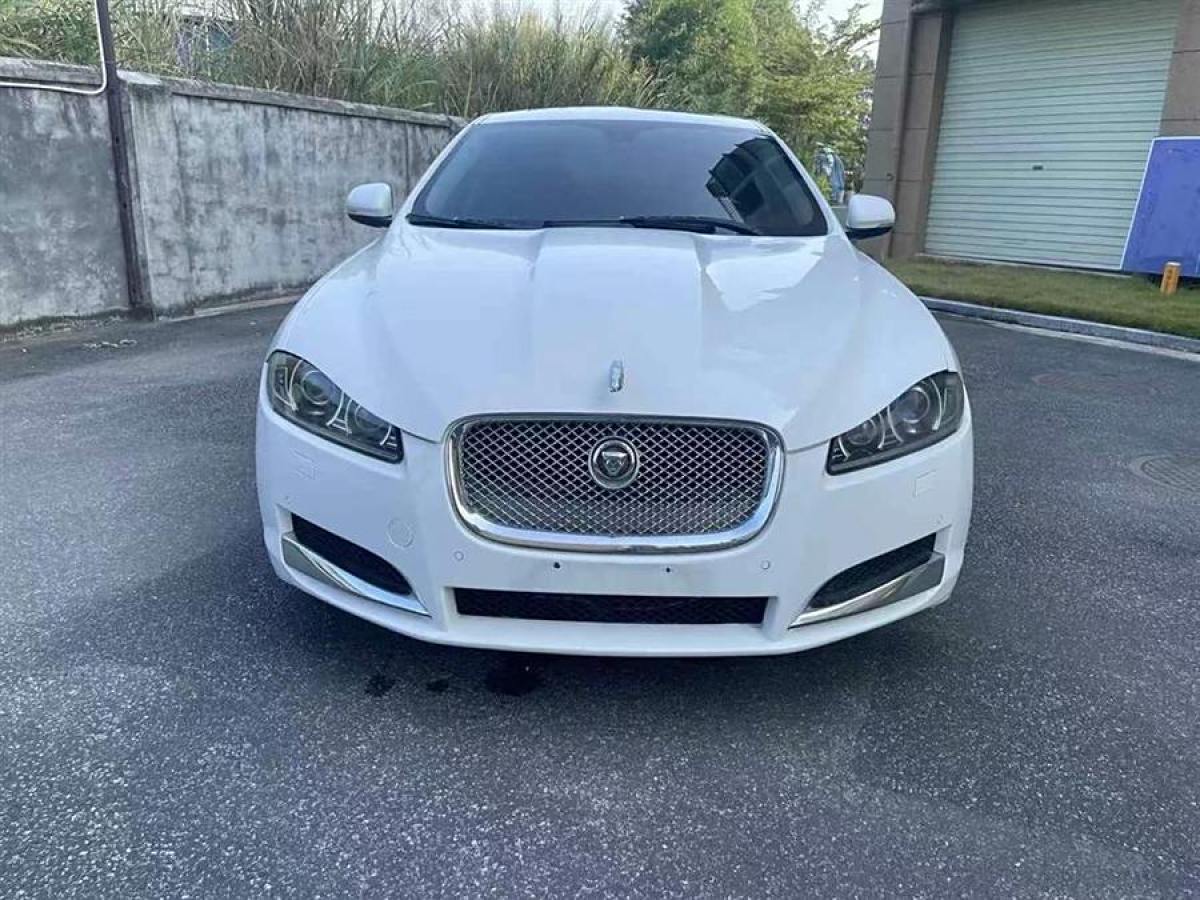 捷豹 XF  2009款 XF 3.0L V6豪華版圖片