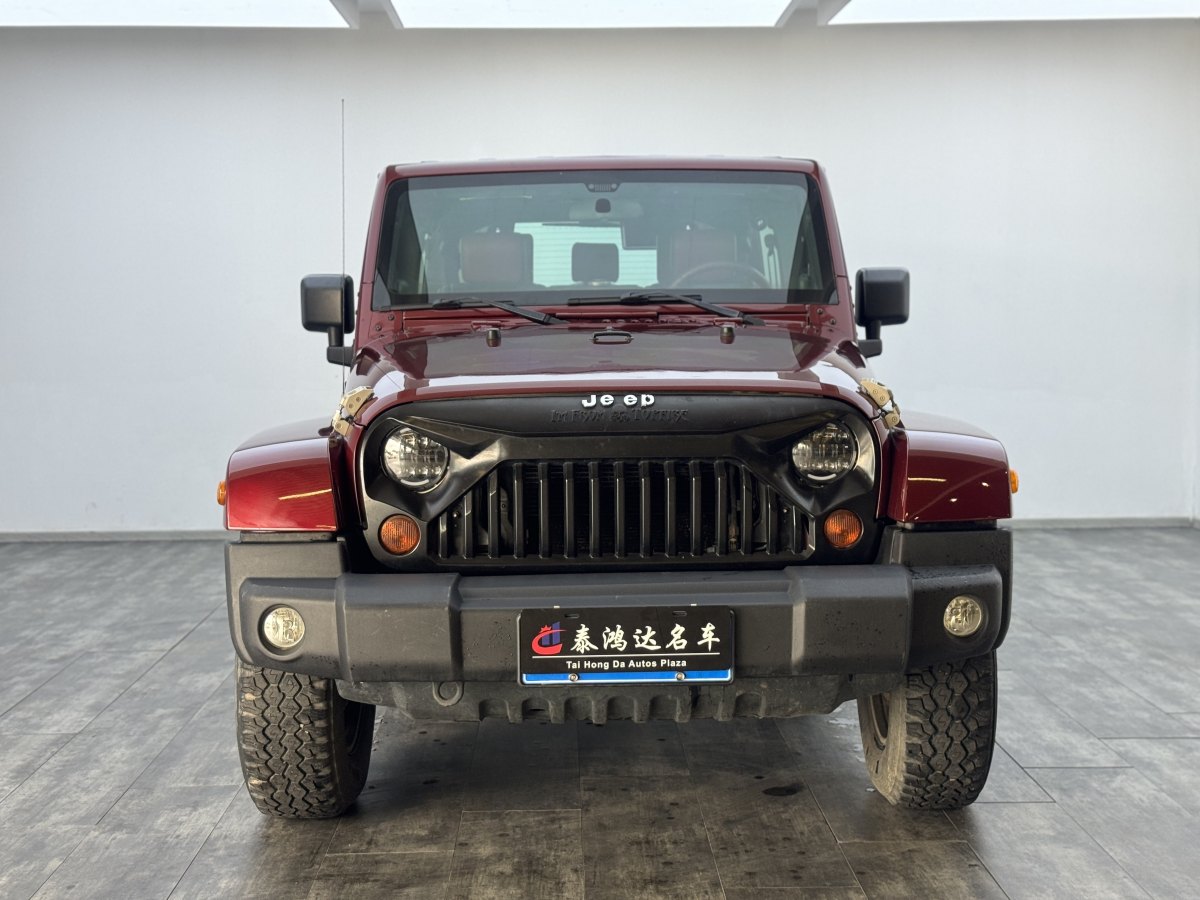 2010年9月Jeep 牧馬人  2010款 3.8L Sahara 四門版