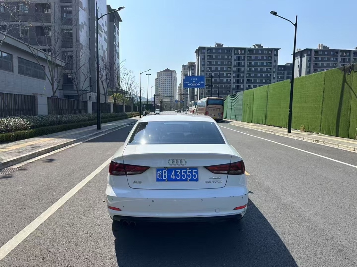 2017年5月奧迪 奧迪A3  2017款 Sportback 40 TFSI 運(yùn)動(dòng)型