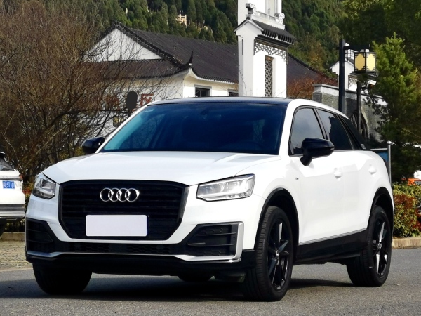 奥迪Q2L 2021款 35 TFSI 进取动感型