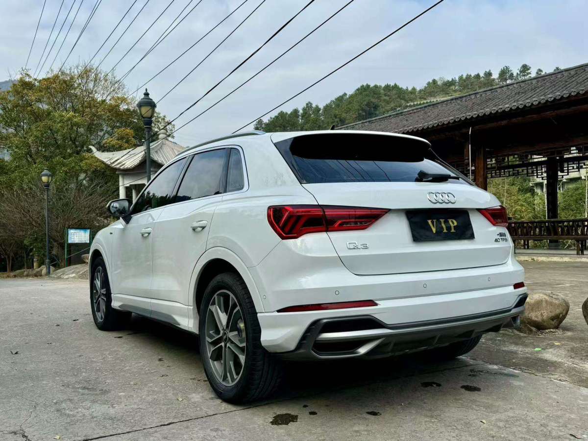 奧迪 奧迪Q3  2023款 改款 40 TFSI 時尚動感型圖片